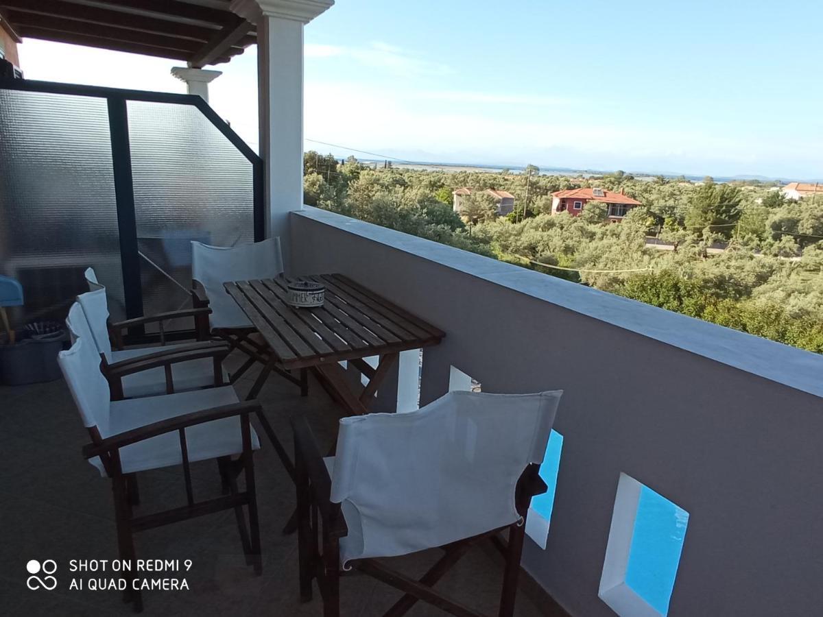 Ithaki Holidays Frínion Extérieur photo