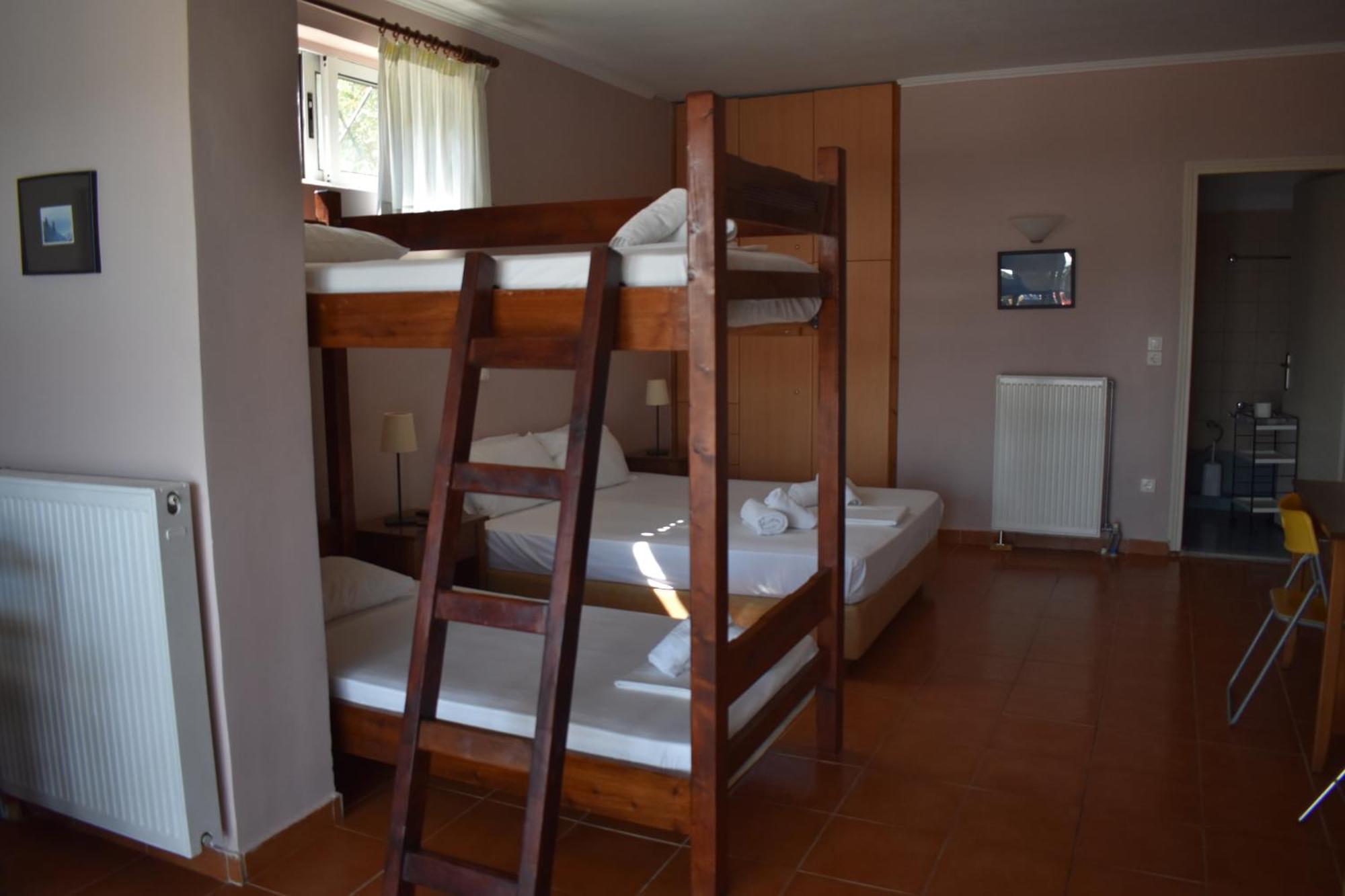 Ithaki Holidays Frínion Extérieur photo