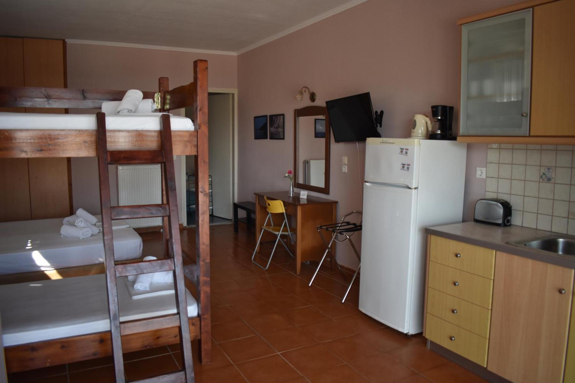 Ithaki Holidays Frínion Extérieur photo