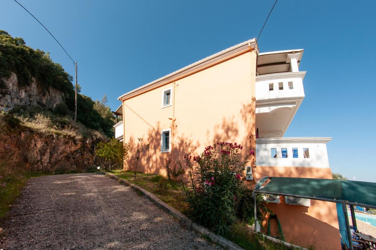 Ithaki Holidays Frínion Extérieur photo