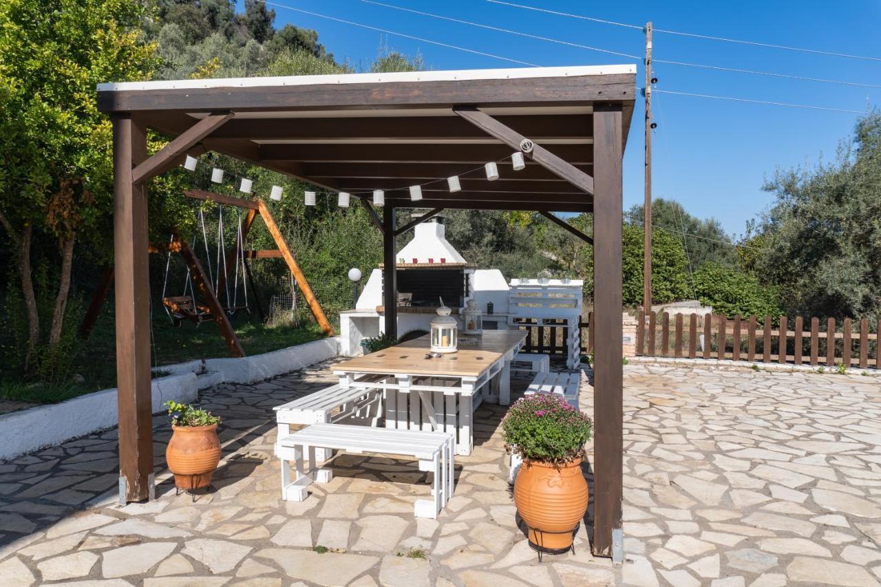 Ithaki Holidays Frínion Extérieur photo